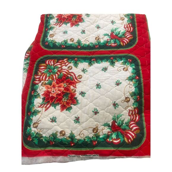 A Christmas Gathering Wamsutta quilted placemats to sew set of 9 - Picture 1 of 3
